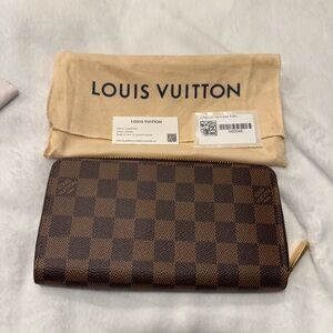 Louis Vuitton Damier Ebene Zipper Wallet – Brand New / Never Used